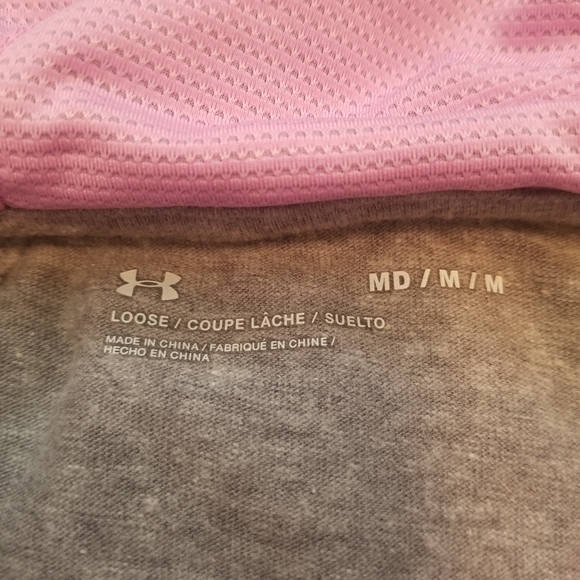 Under Armor hooded tee - Picture 3 of 3